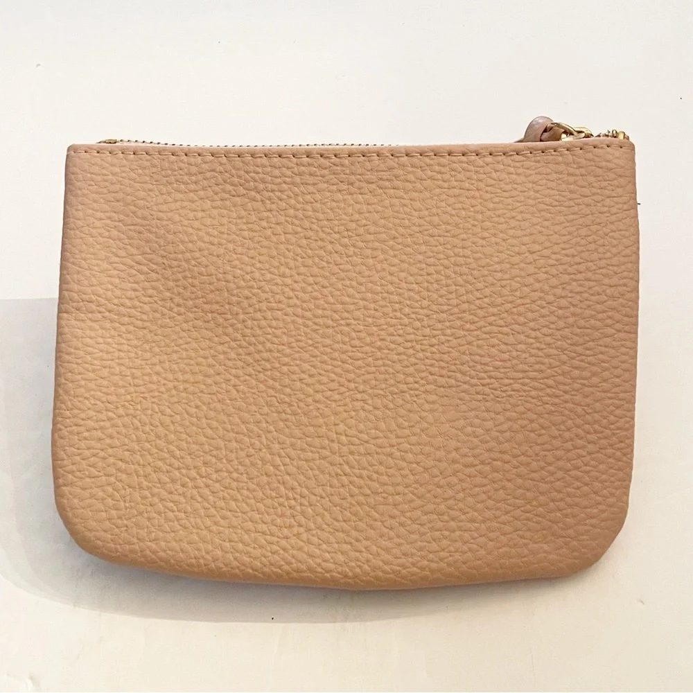Chloe Parfumes Pink Pebbled Leather Small Clutch Bag Zipper Pouch Gold Hardware
